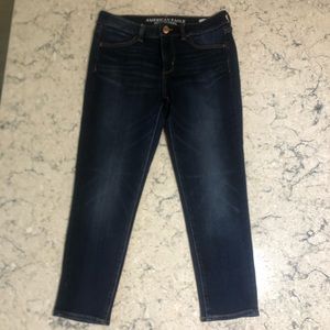 American Eagle jegging crop